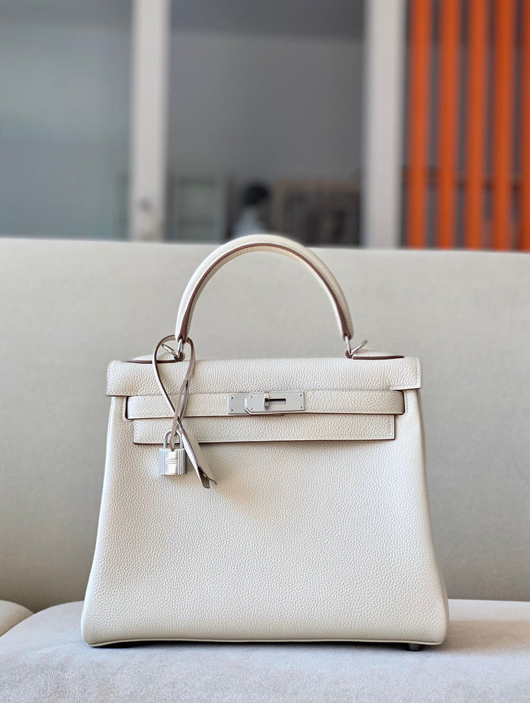 Hermès Kelly 28 Togo Leather Bag