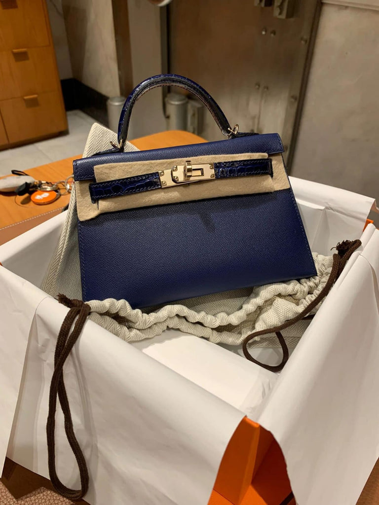Hermes Inspired Kelly 25 Sellier Bleu Saphir Epsom Gold Hardware
