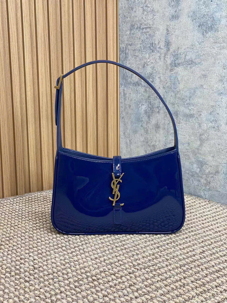 YSL Le 5 A 7 Hobo Bag in White